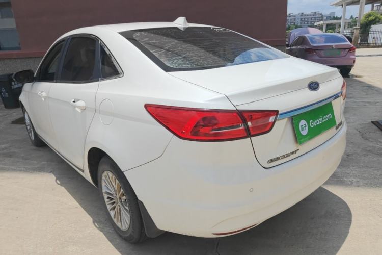Used Ford Escort 2015 1.5L Automatic Comfort Edition Rear Left 45 Deg
