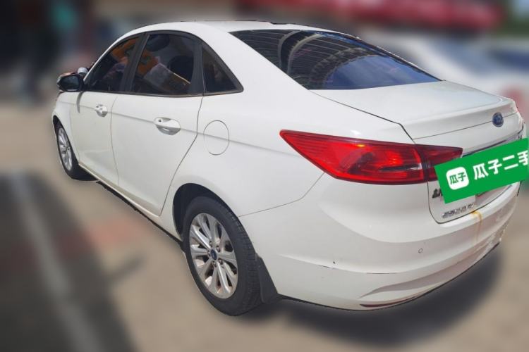 Used Ford Escort 2015 1.5L Manual Fashion Edition Rear Left 45 Deg