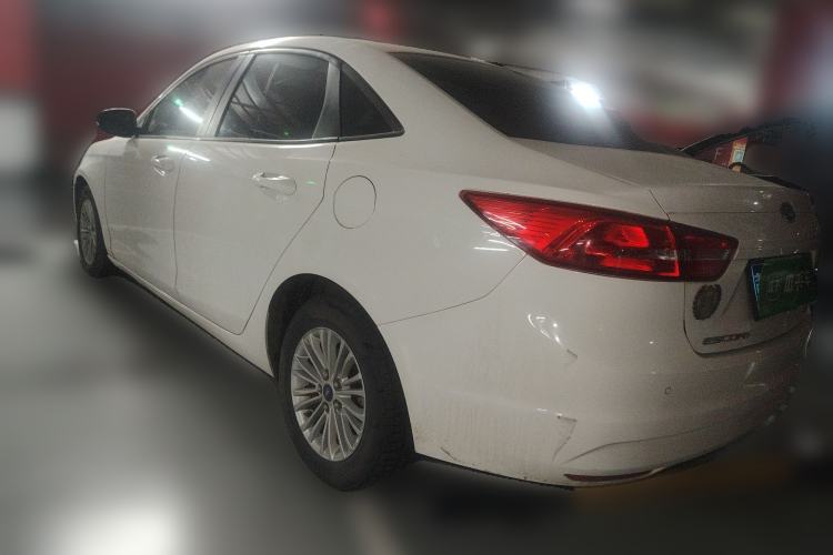 Used Ford Escort 2015 1.5L Manual Comfort Model Rear Left 45 Deg
