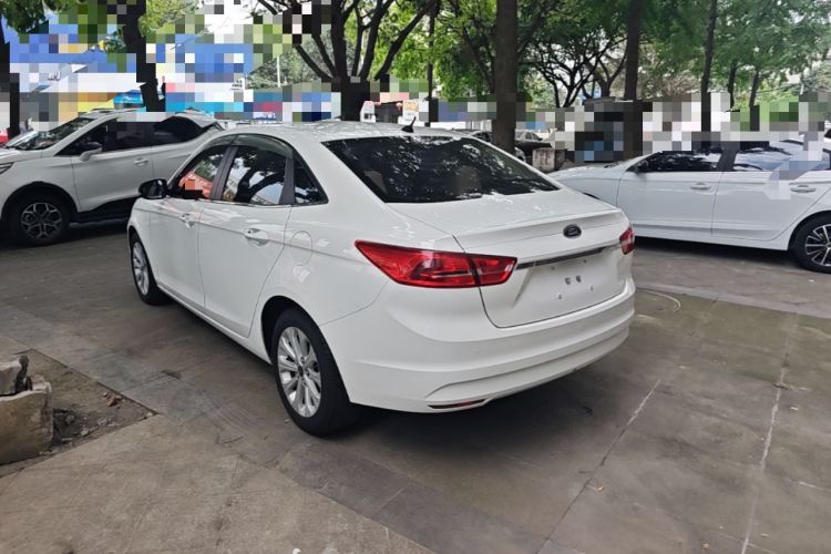 Used Ford Escort 2015 1.5L Automatic Fashion Model Rear Left 45 Deg