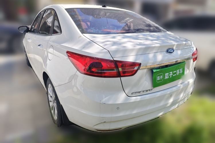 Used Ford Escort 2015 1.5L Automatic Fashion Model Rear Left 45 Deg