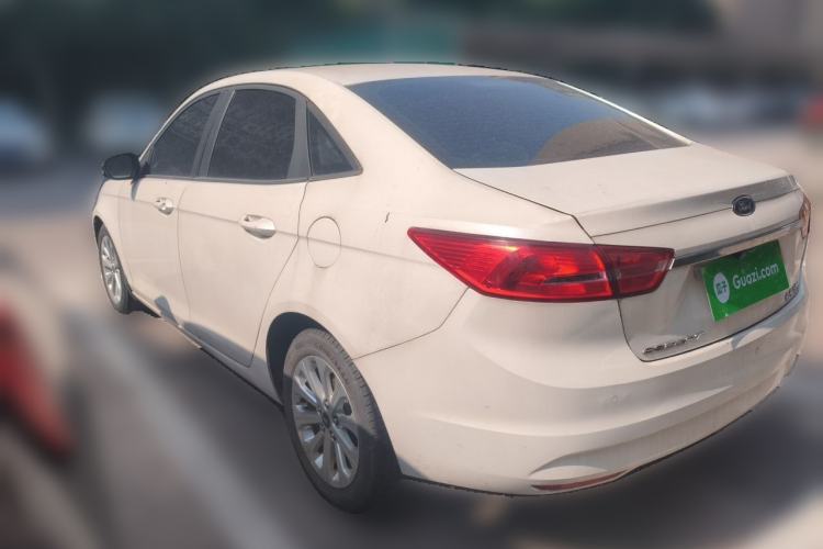 Used Ford Escort 2015 1.5L Automatic Fashion Model Rear Left 45 Deg