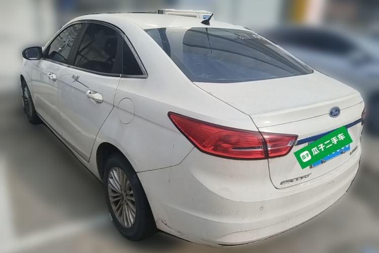 Used Ford Escort 2015 1.5L Manual Comfort Model Rear Left 45 Deg