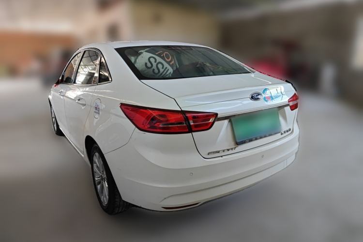 Used Ford Escort 2015 1.5L Automatic Fashion Model Rear Left 45 Deg