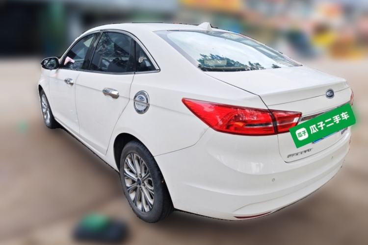 Used Ford Escort 2015 1.5L Automatic Fashion Model Rear Left 45 Deg