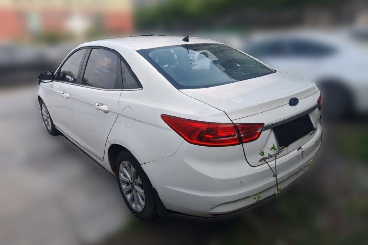 Used Ford Escort 2015 1.5L Automatic Fashion Model Rear Left 45 Deg