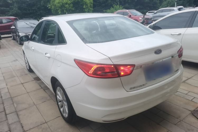 Used Ford Escort 2015 1.5L Automatic Fashion Model Rear Left 45 Deg