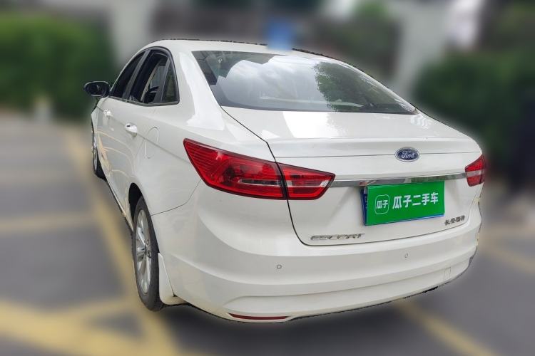 Used Ford Escort 2015 1.5L Automatic Fashion Model Rear Left 45 Deg