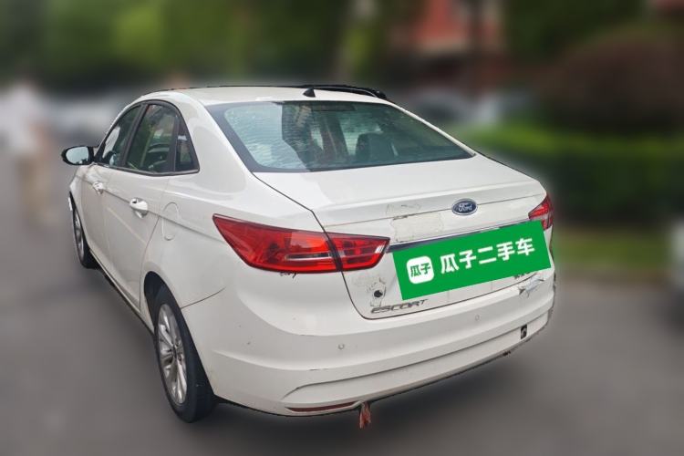 Used Ford Escort 2015 1.5L Automatic Fashion Model Rear Left 45 Deg