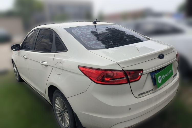 Used Ford Escort 2015 1.5L Automatic Comfort Edition Rear Left 45 Deg