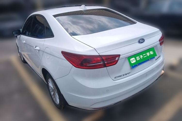 Used Ford Escort 2015 1.5L Automatic Comfort Edition Rear Left 45 Deg