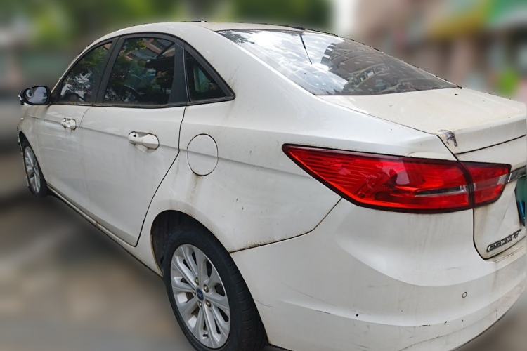 Used Ford Escort 2015 1.5L Automatic Fashion Model Rear Left 45 Deg