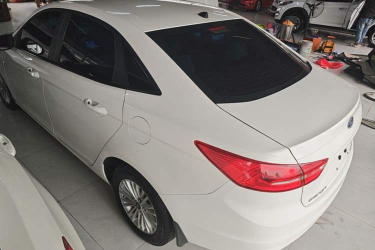 Used Ford Escort 2015 1.5L Manual Comfort Model Rear Left 45 Deg
