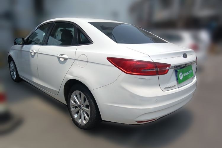 Used Ford Escort 2015 1.5L Manual Fashion Edition Rear Left 45 Deg
