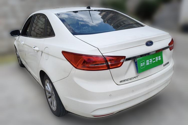 Used Ford Escort 2015 1.5L Automatic Fashion Model Rear Left 45 Deg