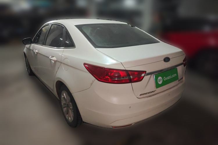 Used Ford Escort 2015 1.5L Automatic Fashion Model Rear Left 45 Deg