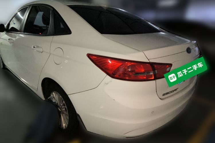 Used Ford Escort 2015 1.5L Automatic Comfort Edition Rear Left 45 Deg