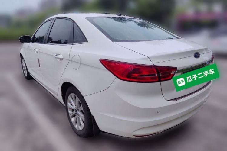 Used Ford Escort 2015 1.5L Automatic Fashion Model Rear Left 45 Deg