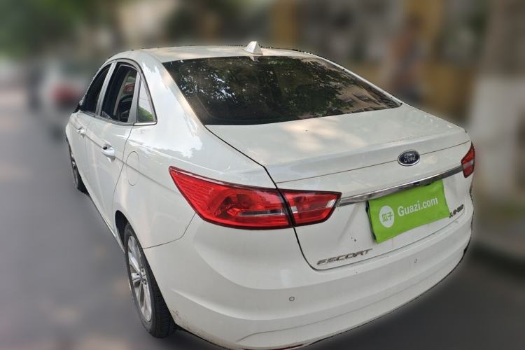 Used Ford Escort 2015 1.5L Automatic Fashion Model Rear Left 45 Deg