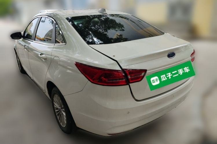 Used Ford Escort 2015 1.5L Manual Comfort Model Rear Left 45 Deg