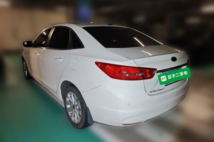 Used Ford Escort 2015 1.5L Automatic Fashion Model Rear Left 45 Deg