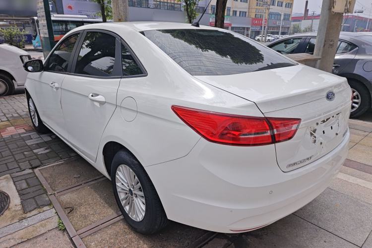 Used Ford Escort 2015 1.5L Automatic Comfort Edition Rear Left 45 Deg