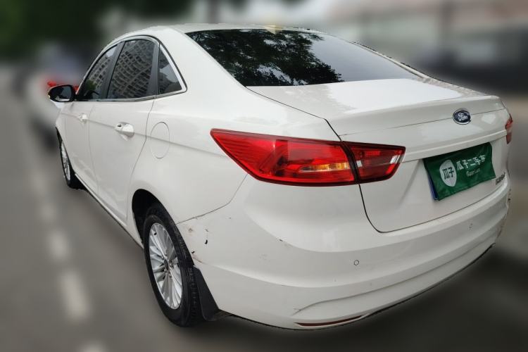 Used Ford Escort 2015 1.5L Automatic Comfort Edition Rear Left 45 Deg