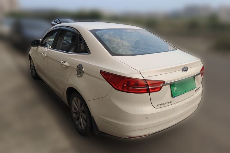 Used Ford Escort 2015 1.5L Automatic Fashion Model Rear Left 45 Deg