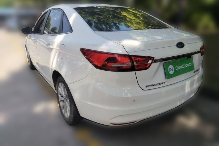 Used Ford Escort 2015 1.5L Automatic Fashion Model Rear Left 45 Deg