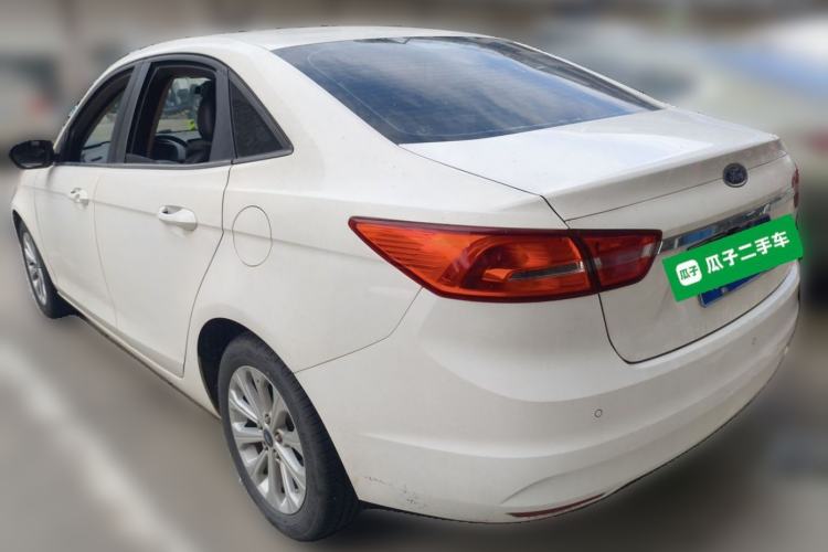 Used Ford Escort 2015 1.5L Automatic Fashion Model Rear Left 45 Deg
