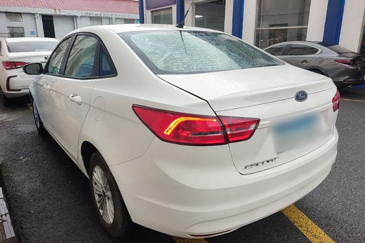 Used Ford Escort 2015 1.5L Automatic Comfort Edition Rear Left 45 Deg