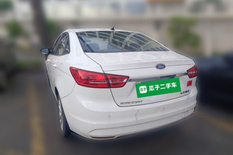 Used Ford Escort 2015 1.5L Automatic Fashion Model Rear Left 45 Deg