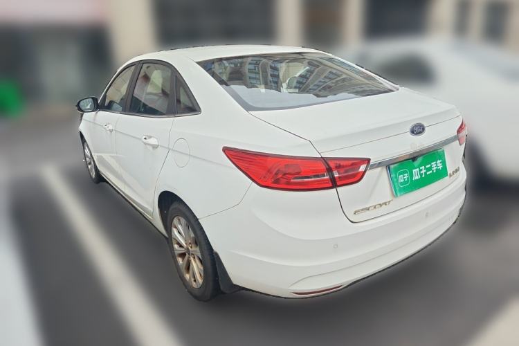 Used Ford Escort 2015 1.5L Automatic Fashion Model Rear Left 45 Deg