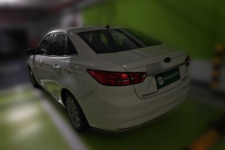 Used Ford Escort 2015 1.5L Automatic Fashion Model Rear Left 45 Deg
