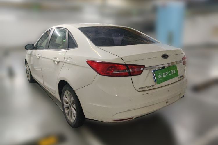 Used Ford Escort 2015 1.5L Automatic Fashion Model Rear Left 45 Deg