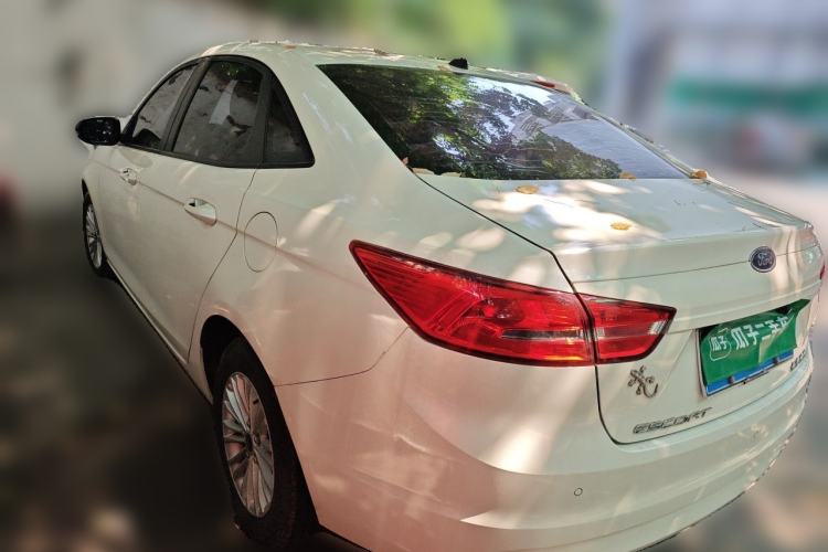Used Ford Escort 2015 1.5L Automatic Comfort Edition Rear Left 45 Deg
