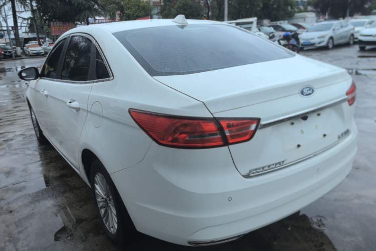 Used Ford Escort 2015 1.5L Manual Comfort Model Rear Left 45 Deg
