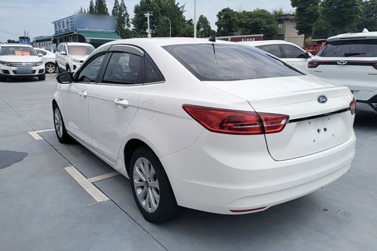 Used Ford Escort 2015 1.5L Automatic Fashion Model Rear Left 45 Deg