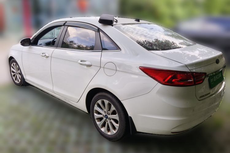 Used Ford Escort 2015 1.5L Automatic Fashion Model Rear Left 45 Deg