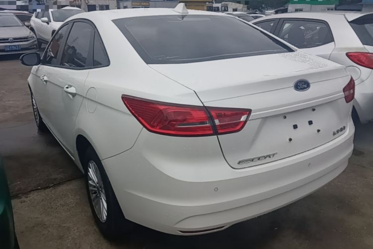 Used Ford Escort 2015 1.5L Automatic Comfort Edition Rear Left 45 Deg