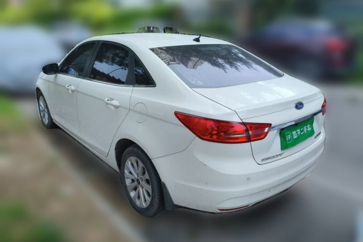 Used Ford Escort 2015 1.5L Manual Fashion Edition Rear Left 45 Deg