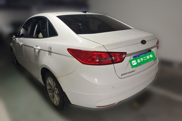 Used Ford Escort 2015 1.5L Automatic Fashion Model Rear Left 45 Deg