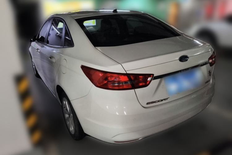 Used Ford Escort 2015 1.5L Automatic Fashion Model Rear Left 45 Deg