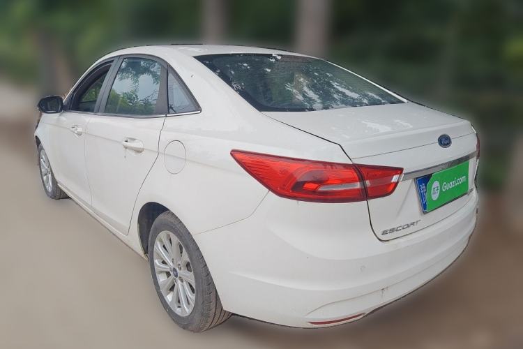 Used Ford Escort 2015 1.5L Automatic Fashion Model Rear Left 45 Deg