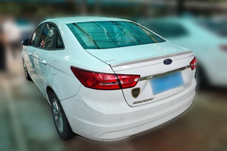 Used Ford Escort 2015 1.5L Automatic Fashion Model Rear Left 45 Deg