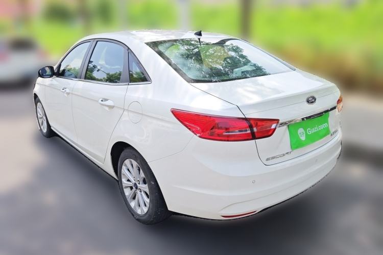 Used Ford Escort 2015 1.5L Automatic Fashion Model Rear Left 45 Deg