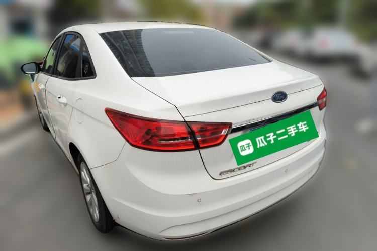 Used Ford Escort 2015 1.5L Automatic Fashion Model Rear Left 45 Deg