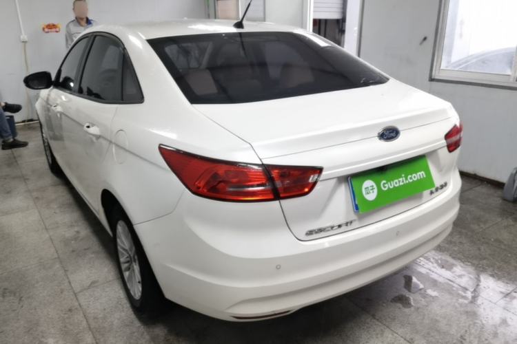 Used Ford Escort 2015 1.5L Automatic Comfort Edition Rear Left 45 Deg