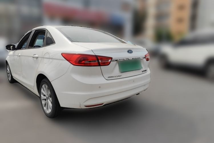 Used Ford Escort 2015 1.5L Manual Fashion Edition Rear Left 45 Deg