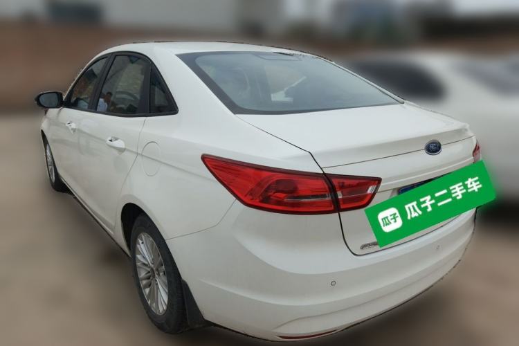 Used Ford Escort 2015 1.5L Automatic Comfort Edition Rear Left 45 Deg